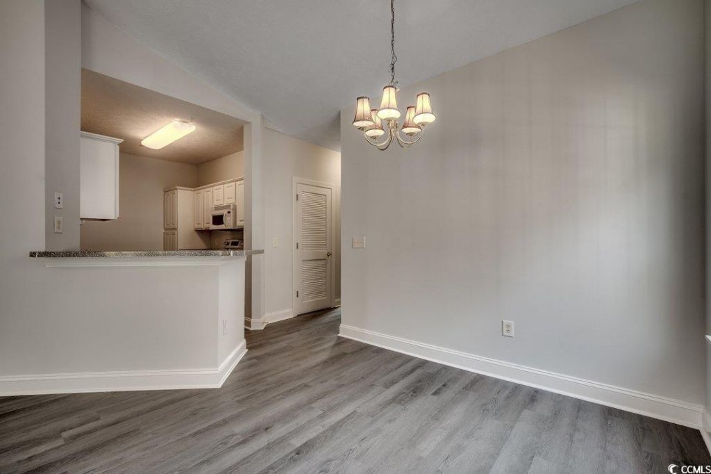 999 Algonquin Dr. Photo 12