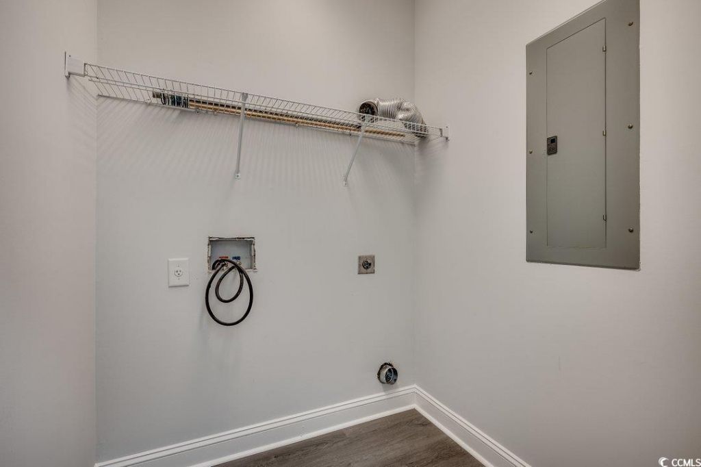 999 Algonquin Dr. Photo 18