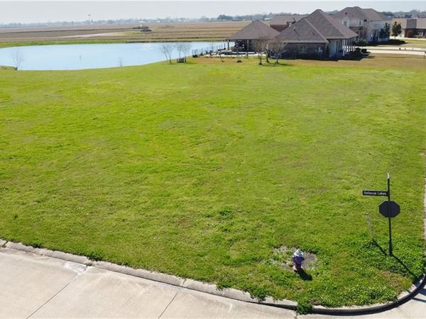 2575 BELLEVUE LAKES Street, Paulina, LA 70763