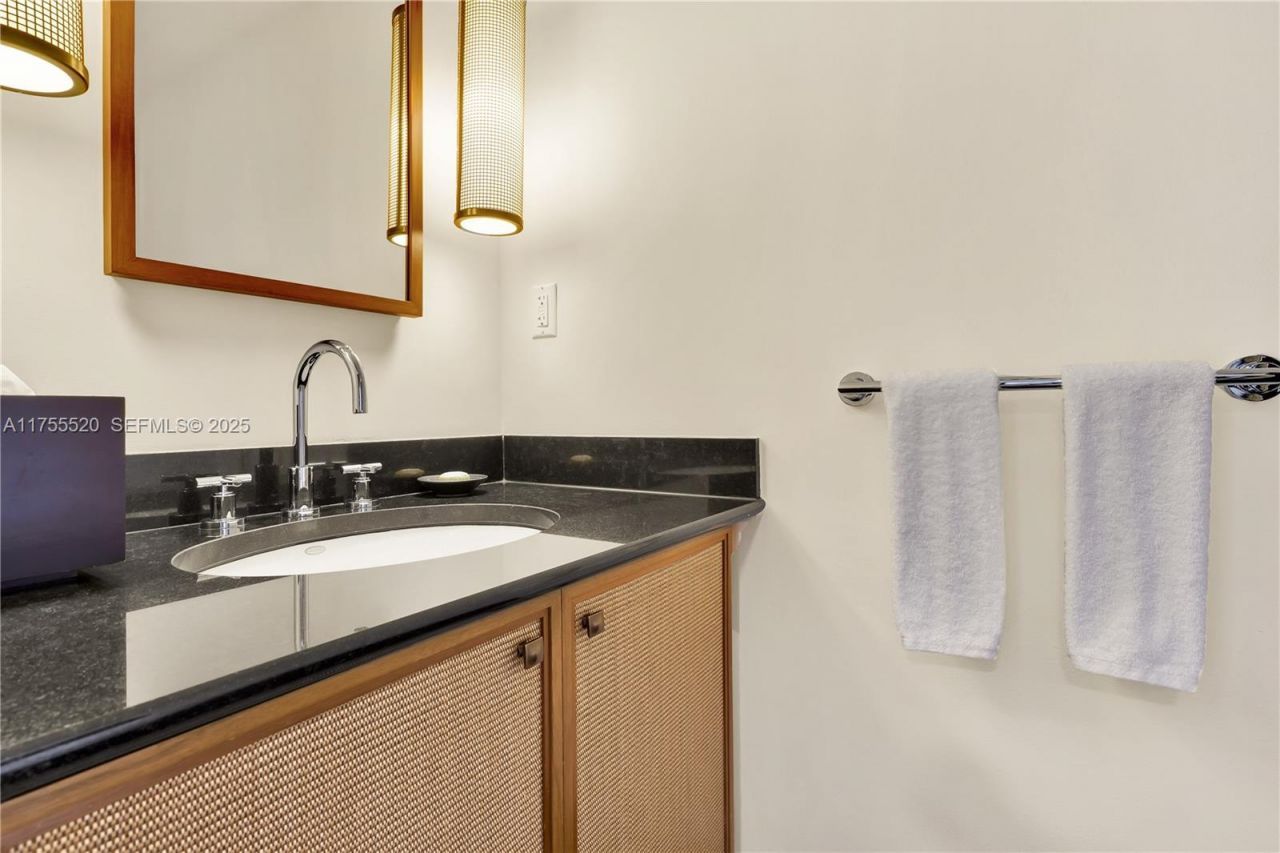 101 20th St, Unit 1803, Miami Beach, FL 33139 Photo