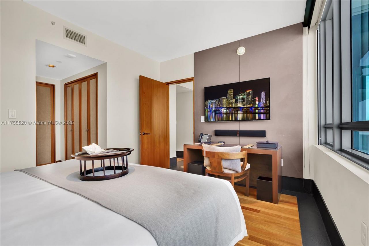 101 20th St, Unit 1803, Miami Beach, FL 33139 Photo