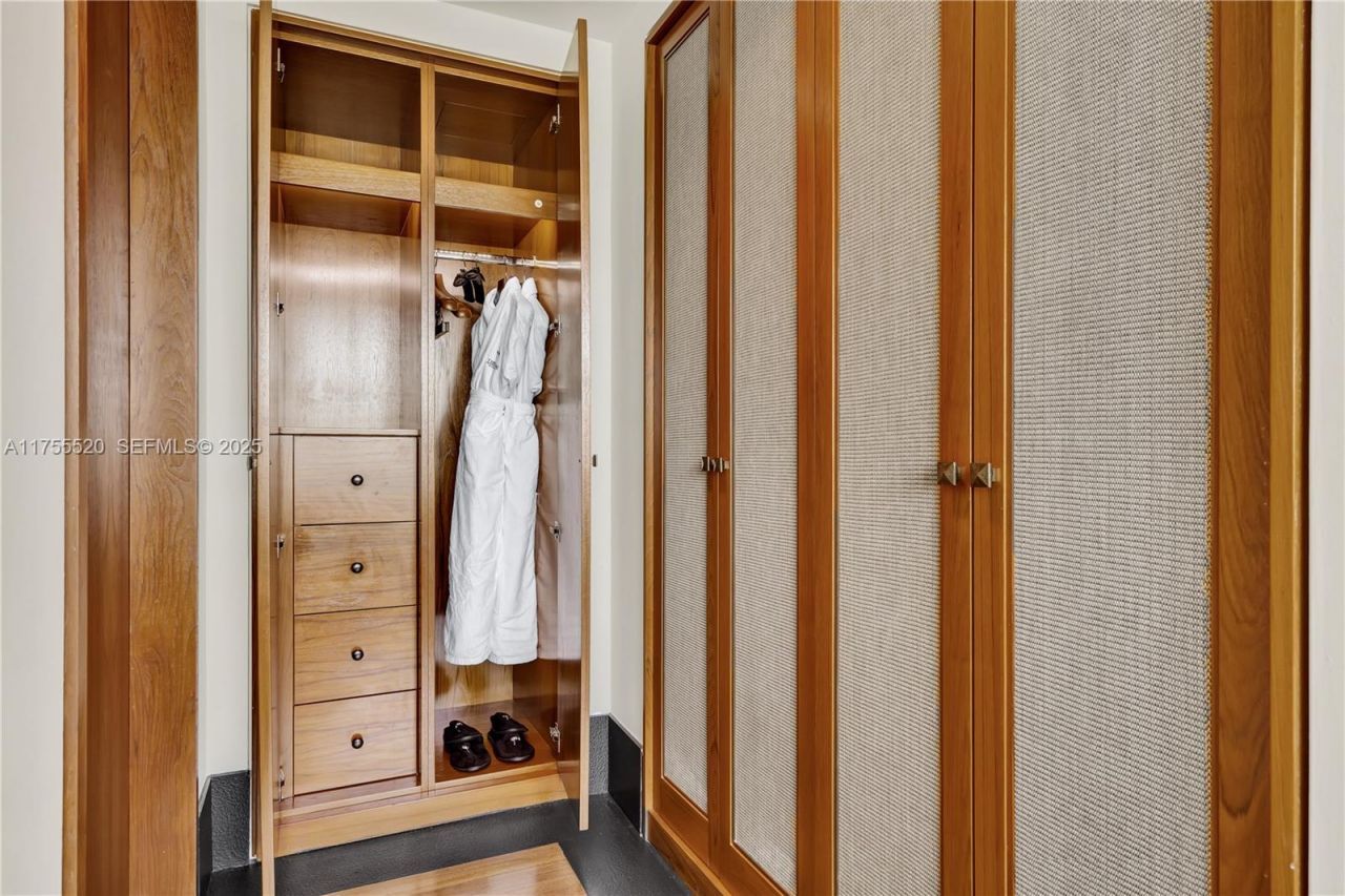 101 20th St, Unit 1803, Miami Beach, FL 33139 Photo