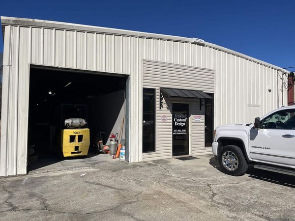 30033 Industrial Dr, Walker, LA 70785