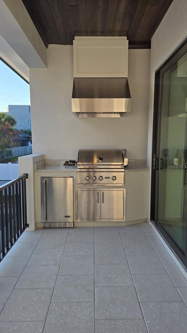 440 Capri Way Ne, Saint Petersburg, FL 33704 Photo