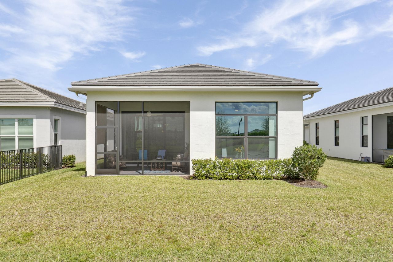 9309 SW Pepoli Way, Port Saint Lucie, FL 34987 Photo