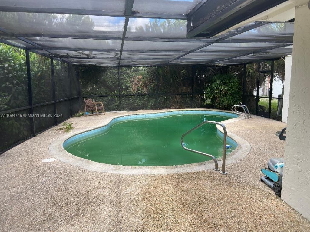 6205 Jacaranda Cir, Tamarac, FL 33319 Photo