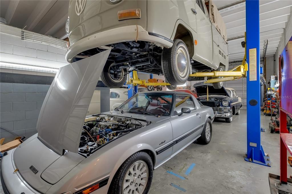 41 N Dollins Avenue, Orlando, FL 32805 Photo