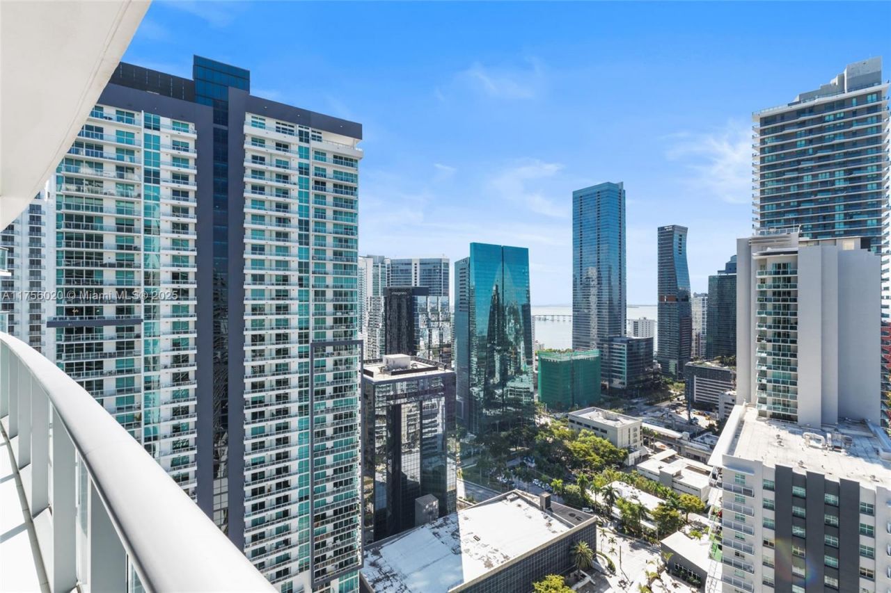 1100 S Miami Ave, Unit 3303, Miami, FL 33130 Photo