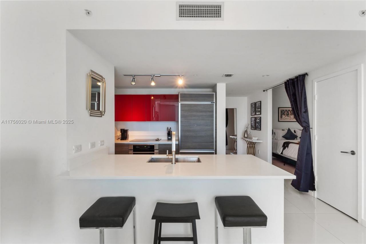 1100 S Miami Ave, Unit 3303, Miami, FL 33130 Photo