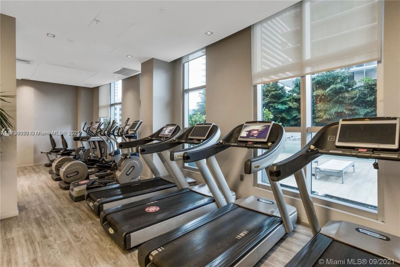 1100 S Miami Ave, Unit 3303, Miami, FL 33130 Photo