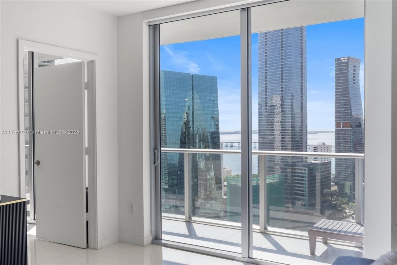 1100 S Miami Ave, Unit 3303, Miami, FL 33130 Photo