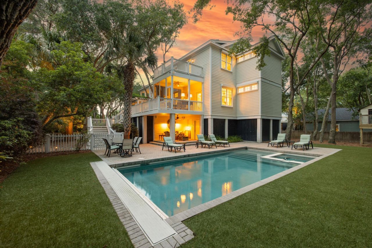 2863 Jasper Boulevard Photo 4