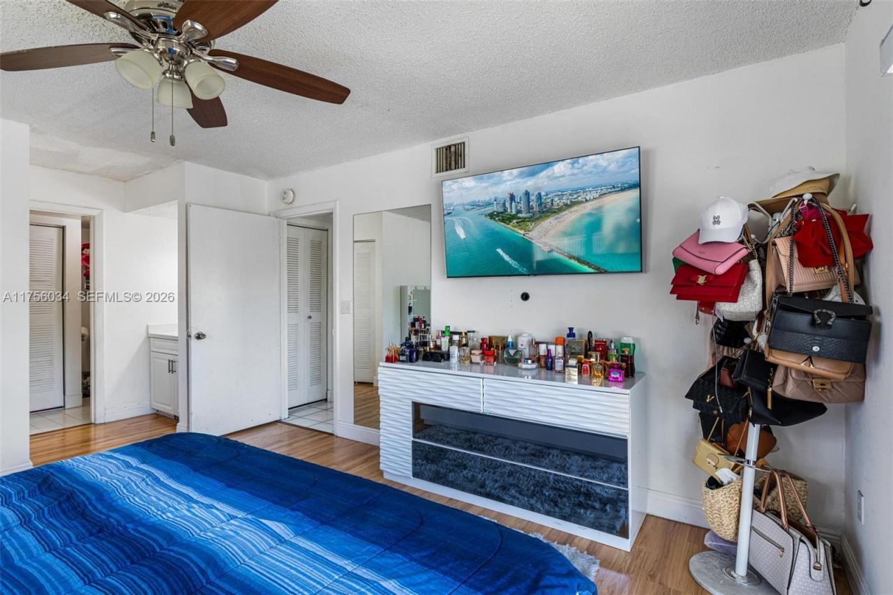 18830 NW 57th Ave, Unit 201, Hialeah, FL 33015 Photo