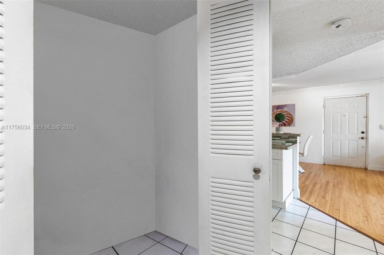 18830 NW 57th Ave, Unit 201, Hialeah, FL 33015 Photo