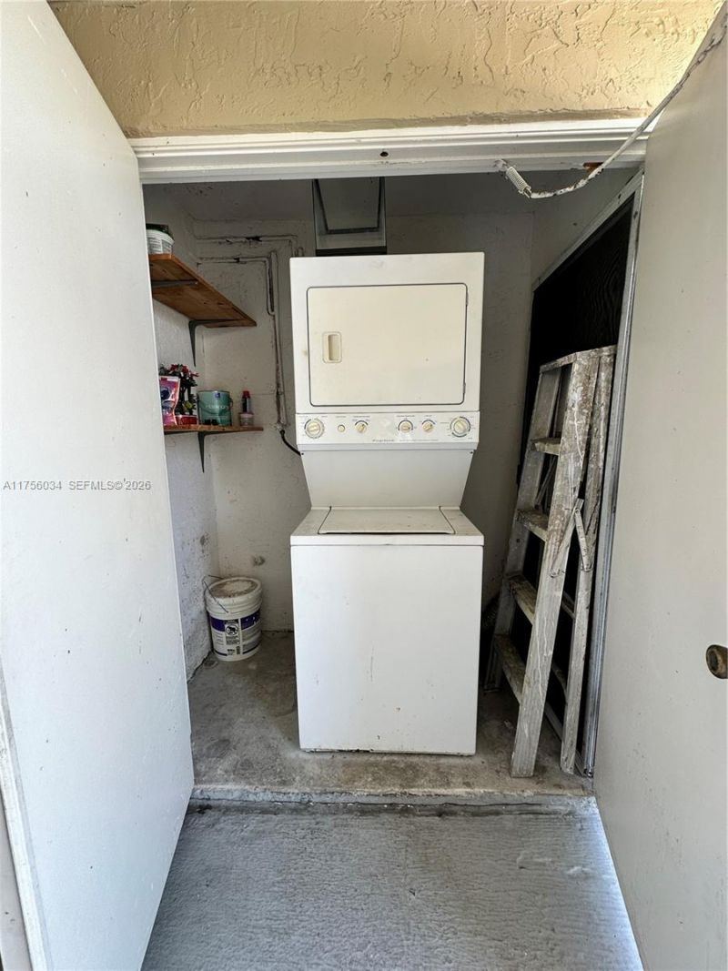 18830 NW 57th Ave, Unit 201, Hialeah, FL 33015 Photo