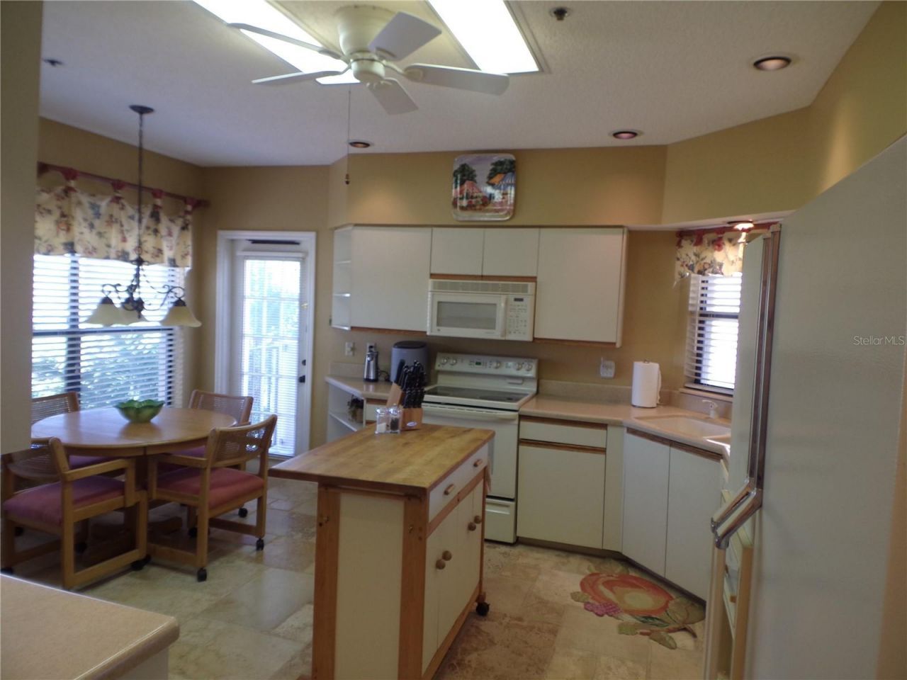 4555 Bay Club Drive, Unit 22, Bradenton, FL 34210 Photo