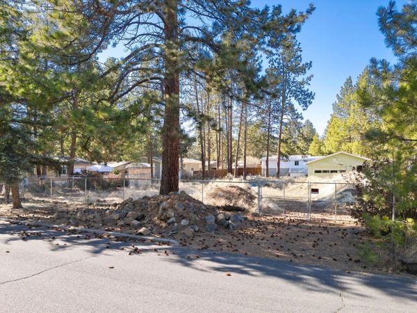 60929 Alpine Drive, Bend, OR 97702