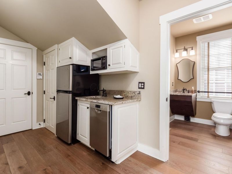 109 S High Street, Dublin, OH 43017 Photo 15