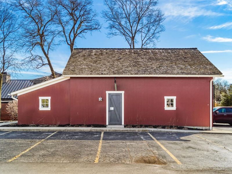 109 S High Street, Dublin, OH 43017 Photo 6