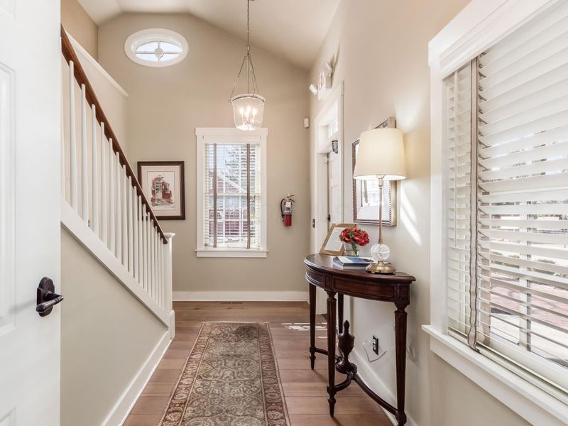 109 S High Street, Dublin, OH 43017 Photo 9