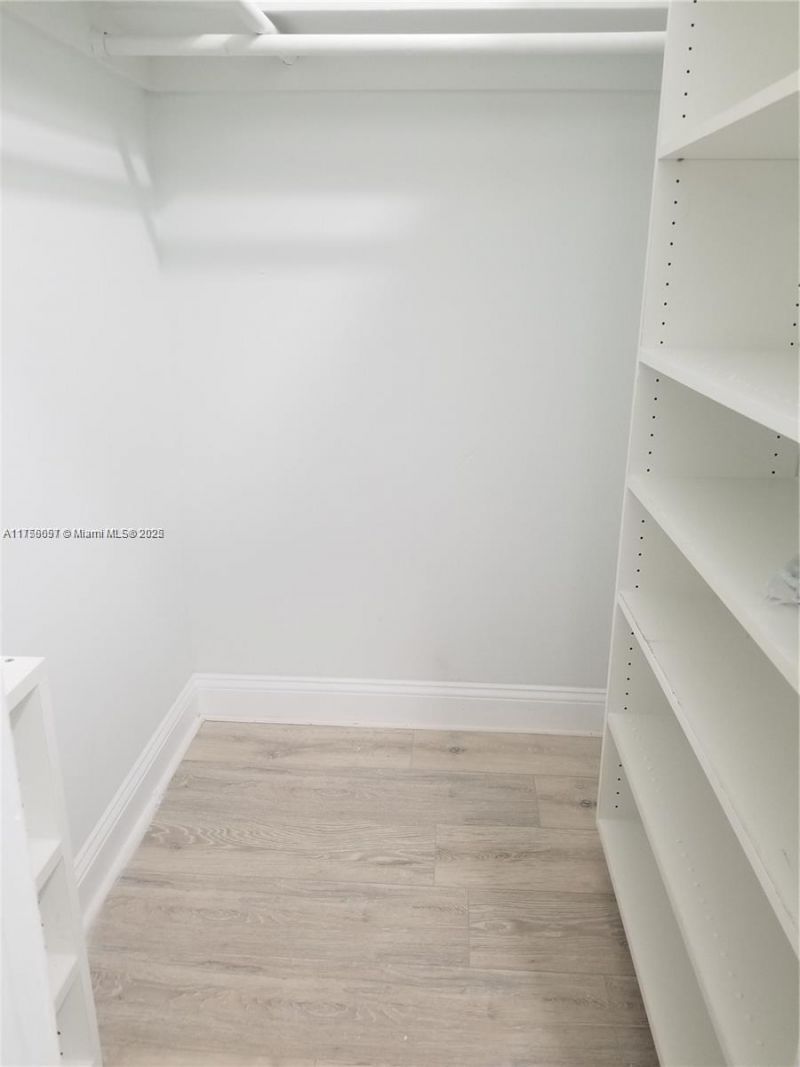 1670 NE 191st St, Unit 404-3, Miami, FL 33179 Photo