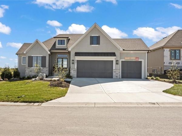 7911 Millridge Street, Shawnee, KS 66220