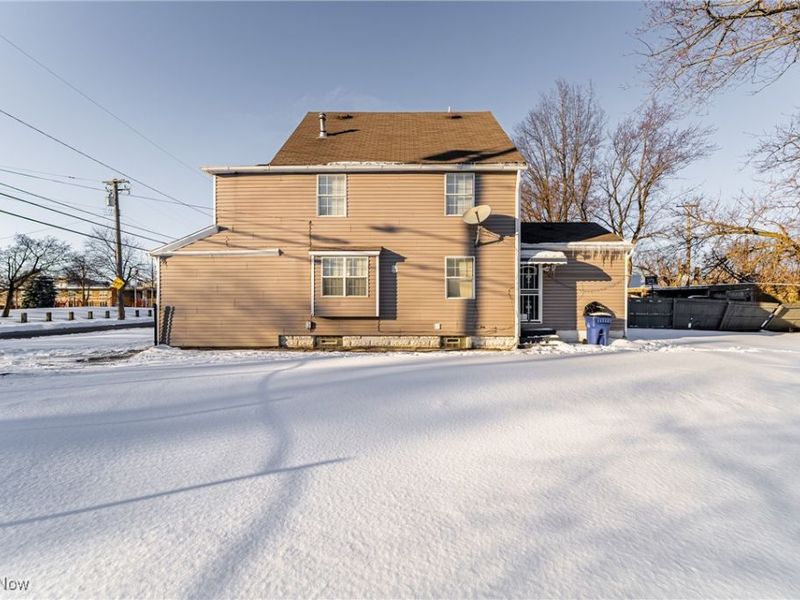 1423 E 120th Street, Cleveland, OH 44106 Photo 4