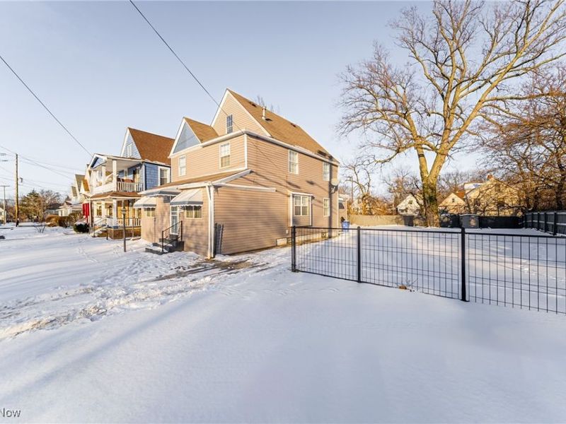 1423 E 120th Street, Cleveland, OH 44106 Photo 9