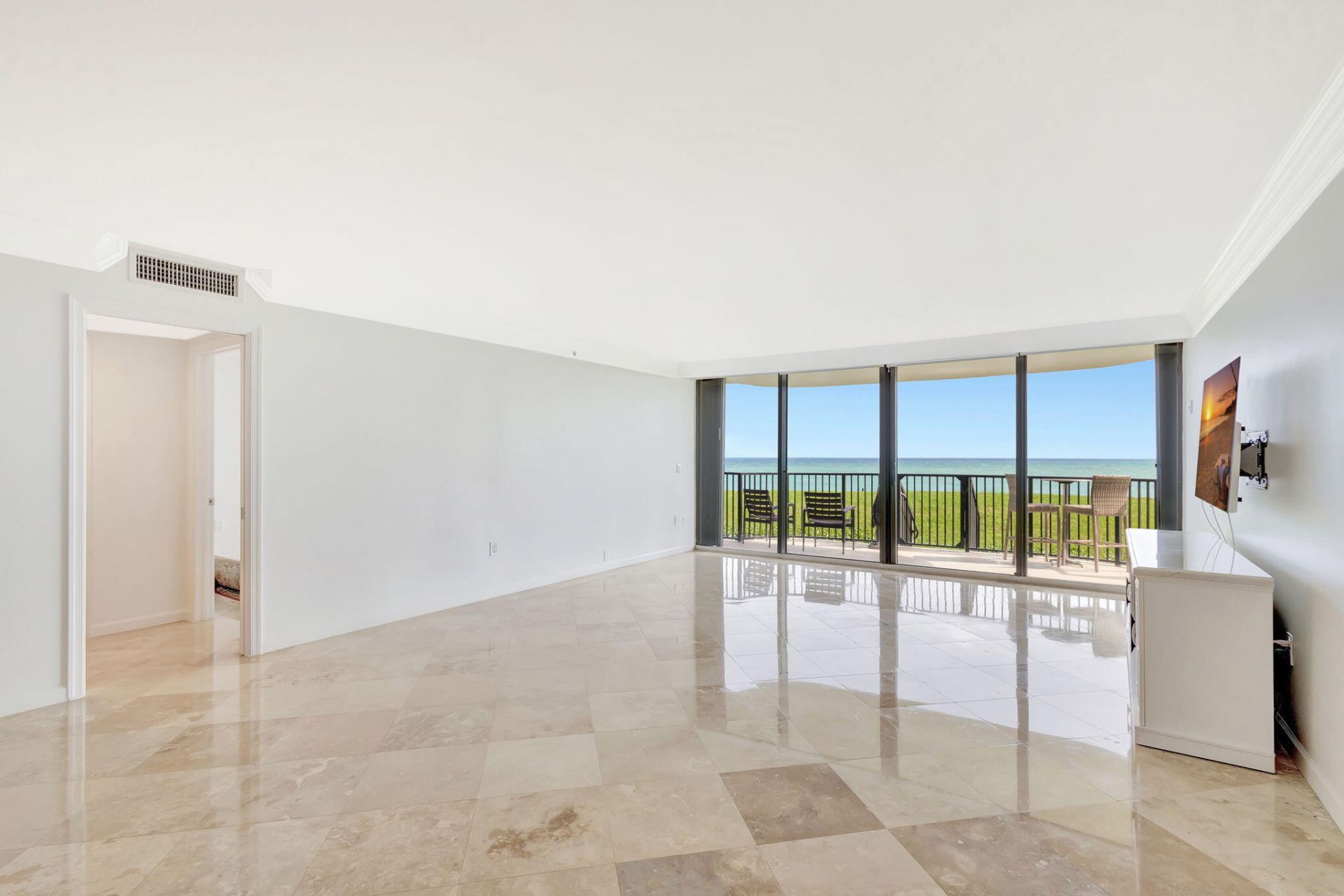 400 Beach Road, Unit 103, Tequesta, FL 33469 Photo