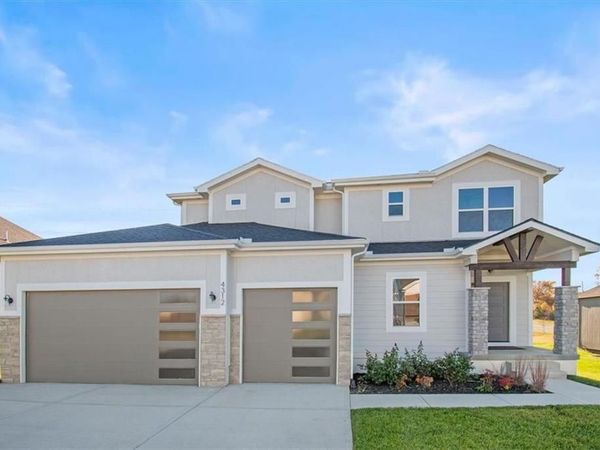 4312 SE Adams Drive, Blue Springs, MO 64014