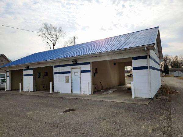 295 S Main Street, Farmland, IN 47340