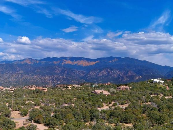 124 Tano Road, Santa Fe, NM 87501