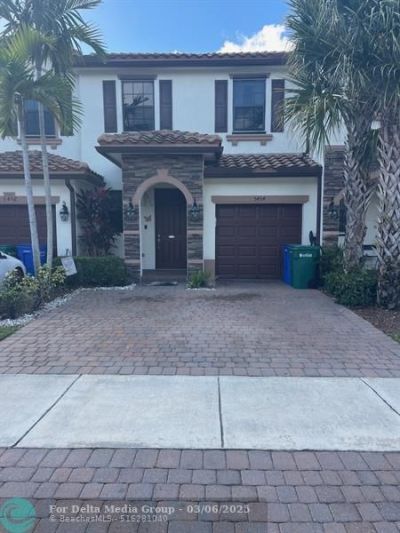 5454 NW 27 St, Unit 5454, Margate, FL 33063 Photo