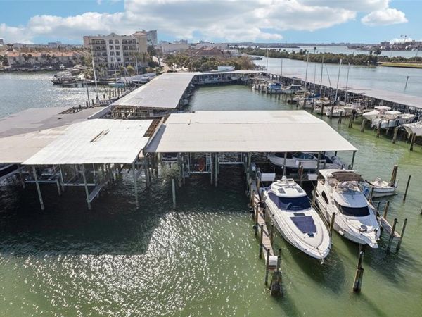 200 WINDWARD PASSAGE, Unit 84, CLEARWATER, FL 33767