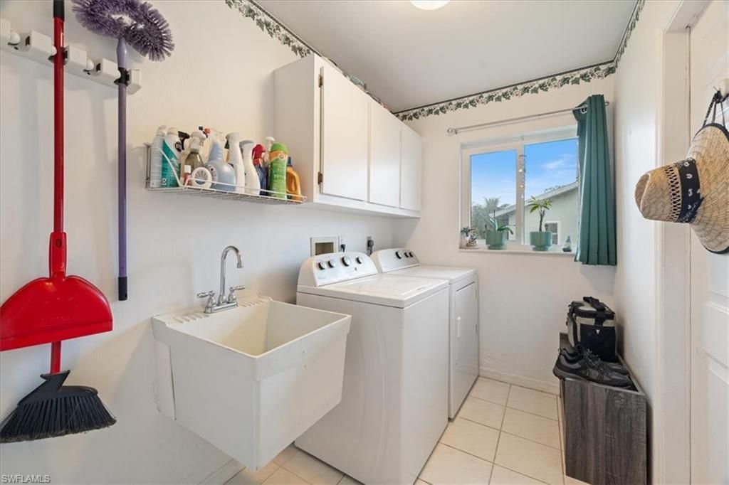 2403 Cherry Ct, Lehigh Acres, FL 33936 Photo