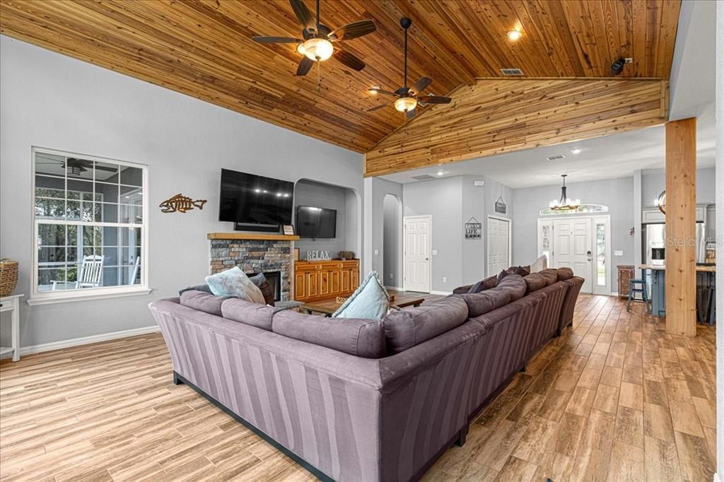 12336 E Highway 25, Ocklawaha, FL 32179 Photo