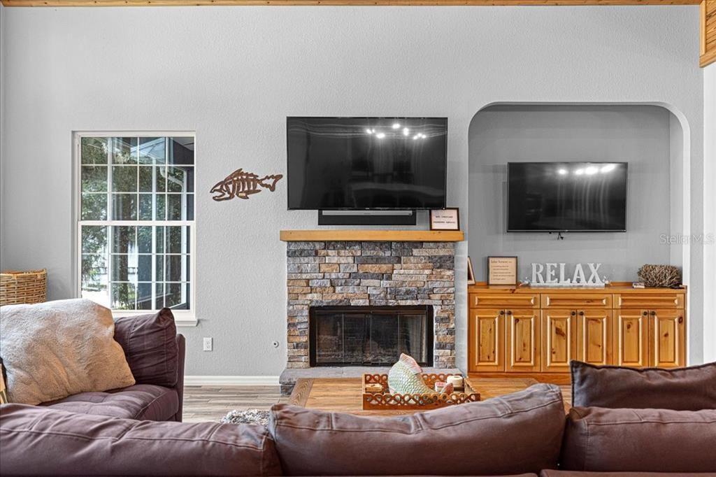 12336 E Highway 25, Ocklawaha, FL 32179 Photo