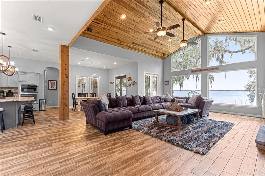 12336 E Highway 25, Ocklawaha, FL 32179 Photo