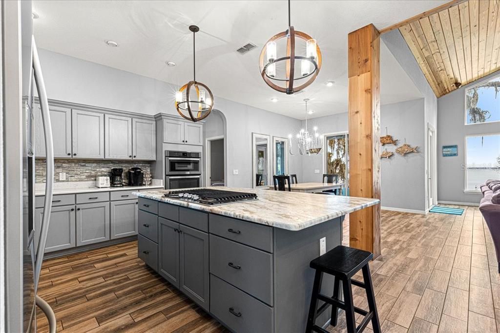 12336 E Highway 25, Ocklawaha, FL 32179 Photo