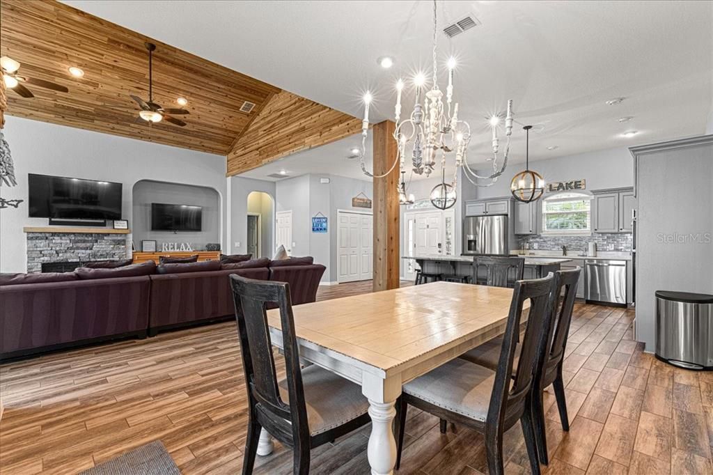 12336 E Highway 25, Ocklawaha, FL 32179 Photo