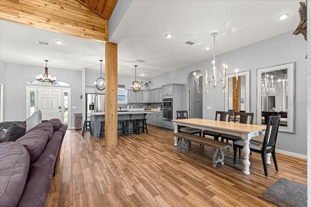 12336 E Highway 25, Ocklawaha, FL 32179 Photo