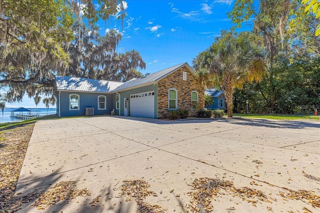 12336 E Highway 25, Ocklawaha, FL 32179 Photo