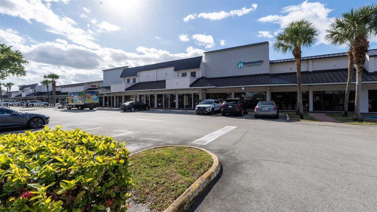 4171 N State Road 7, Lauderdale Lakes, FL 33319 Photo