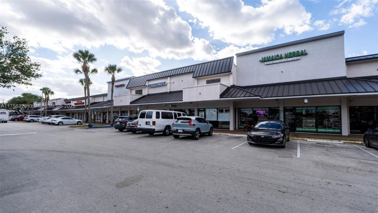 4171 N State Road 7, Lauderdale Lakes, FL 33319 Photo