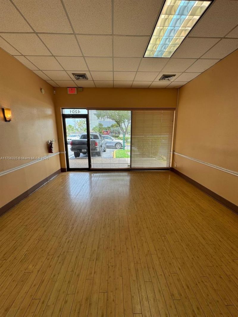 4171 N State Road 7, Lauderdale Lakes, FL 33319 Photo