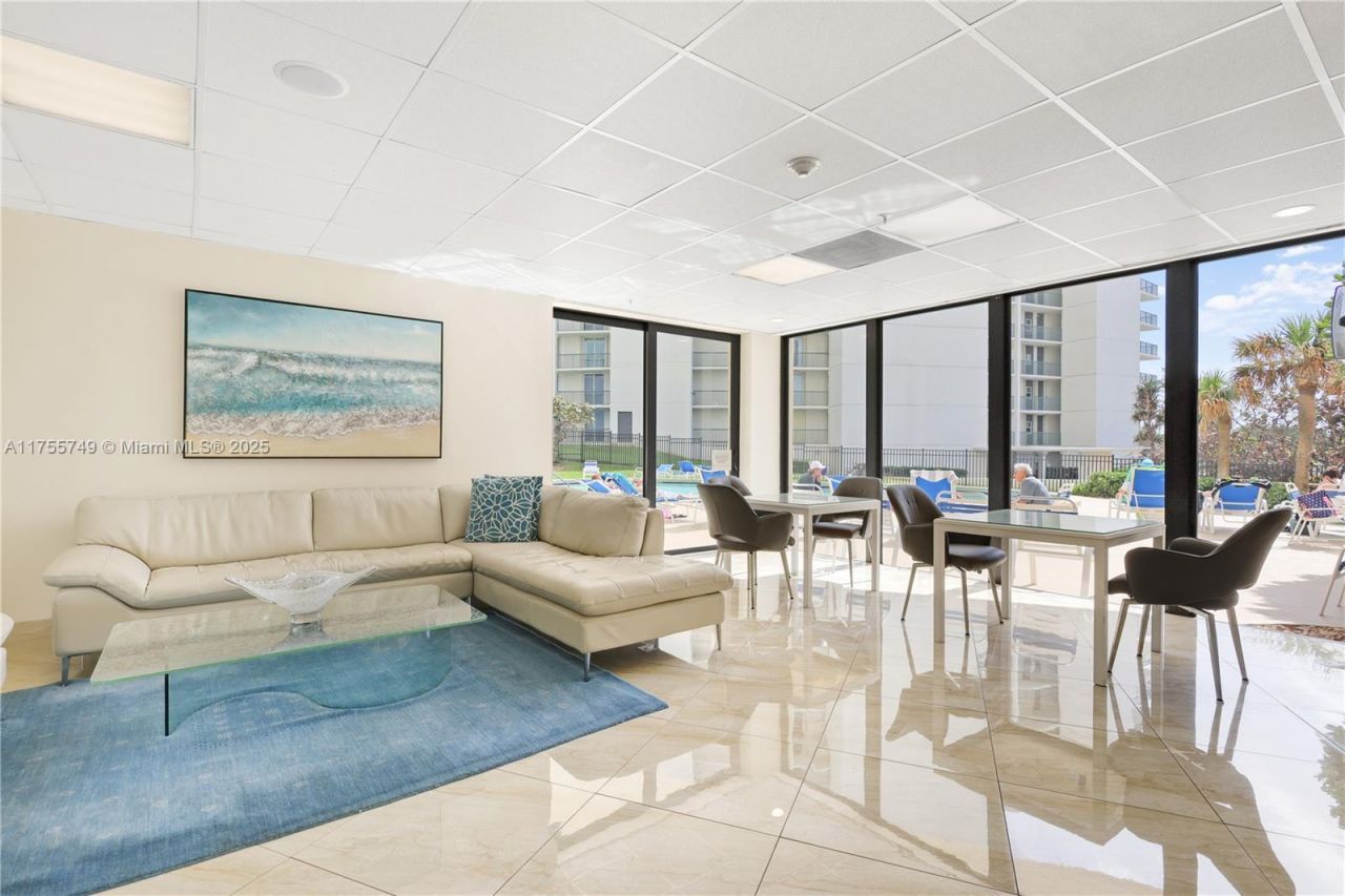 5420 N Ocean Dr, Unit 504, Singer Island, FL 33404 Photo