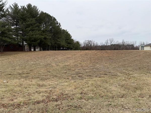 2019 W Main Street, Salem, IL 62881