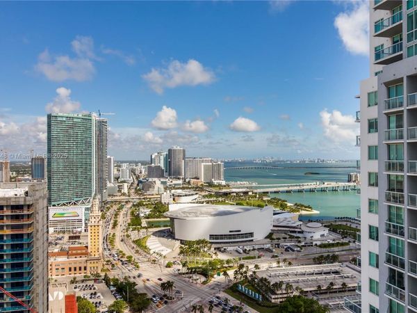 253 NE 2nd St, Unit 3702, Miami, FL 33132