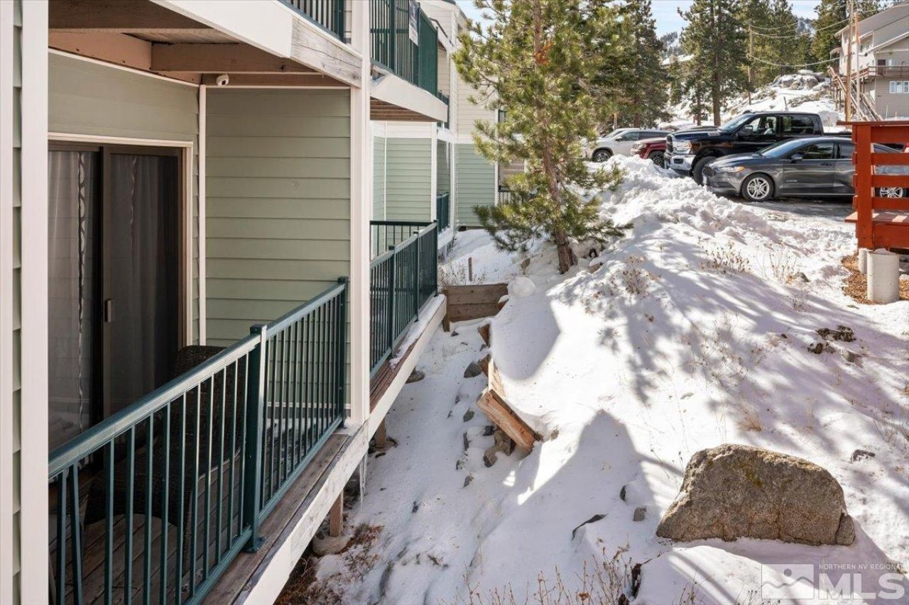 331 Tramway Drive, Unit 10, Stateline, NV 89449 Photo
