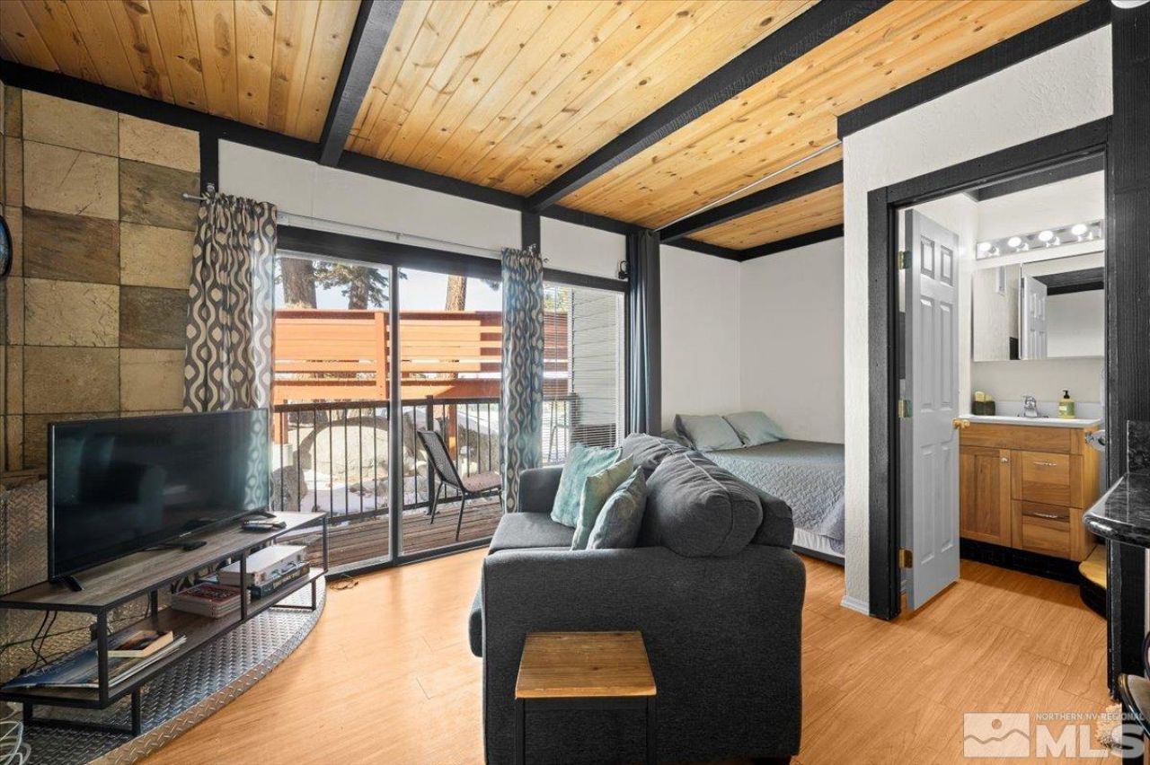 331 Tramway Drive, Unit 10, Stateline, NV 89449 Photo